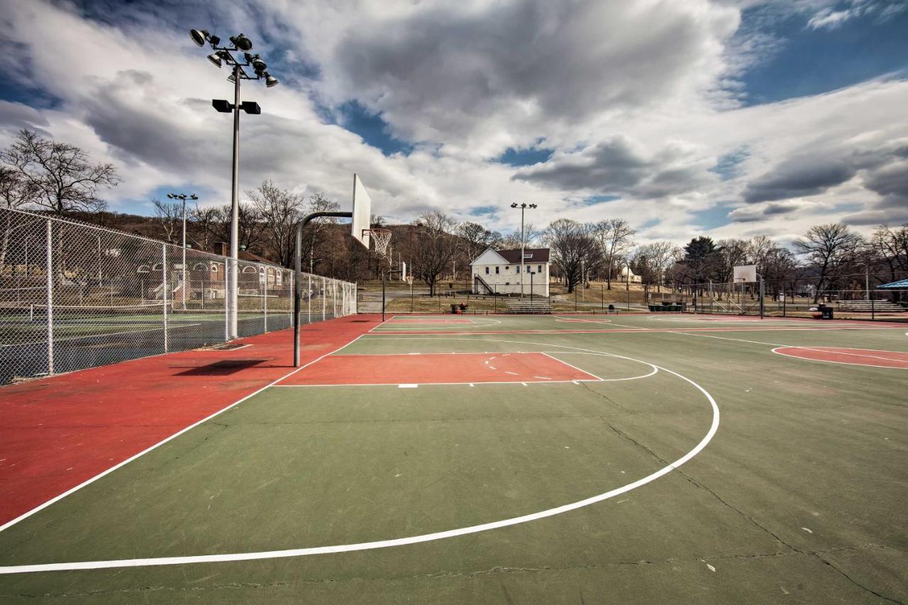 Reading Apt, Walk To Shops, Dining And City Park! Eksteriør billede