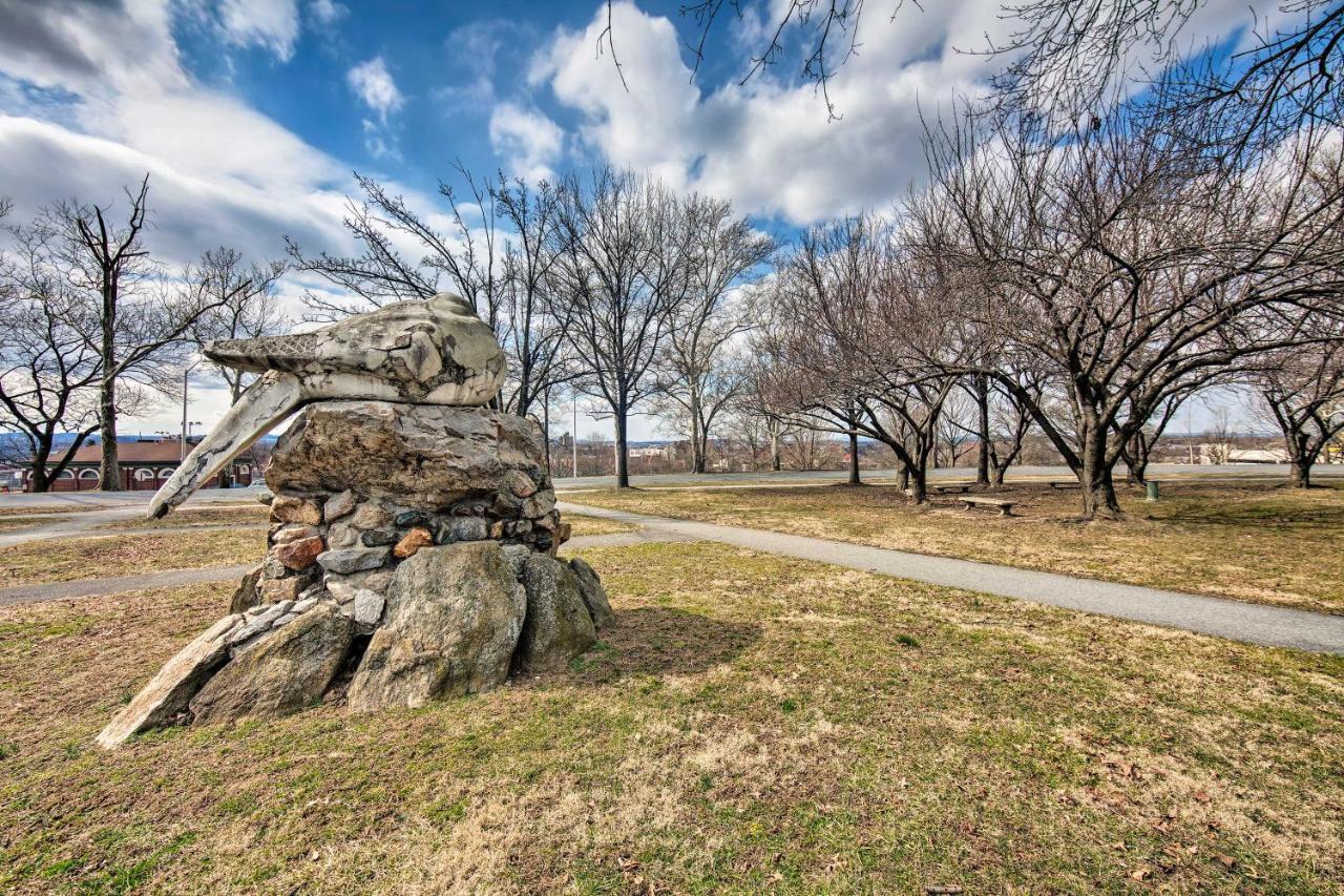 Reading Apt, Walk To Shops, Dining And City Park! Eksteriør billede